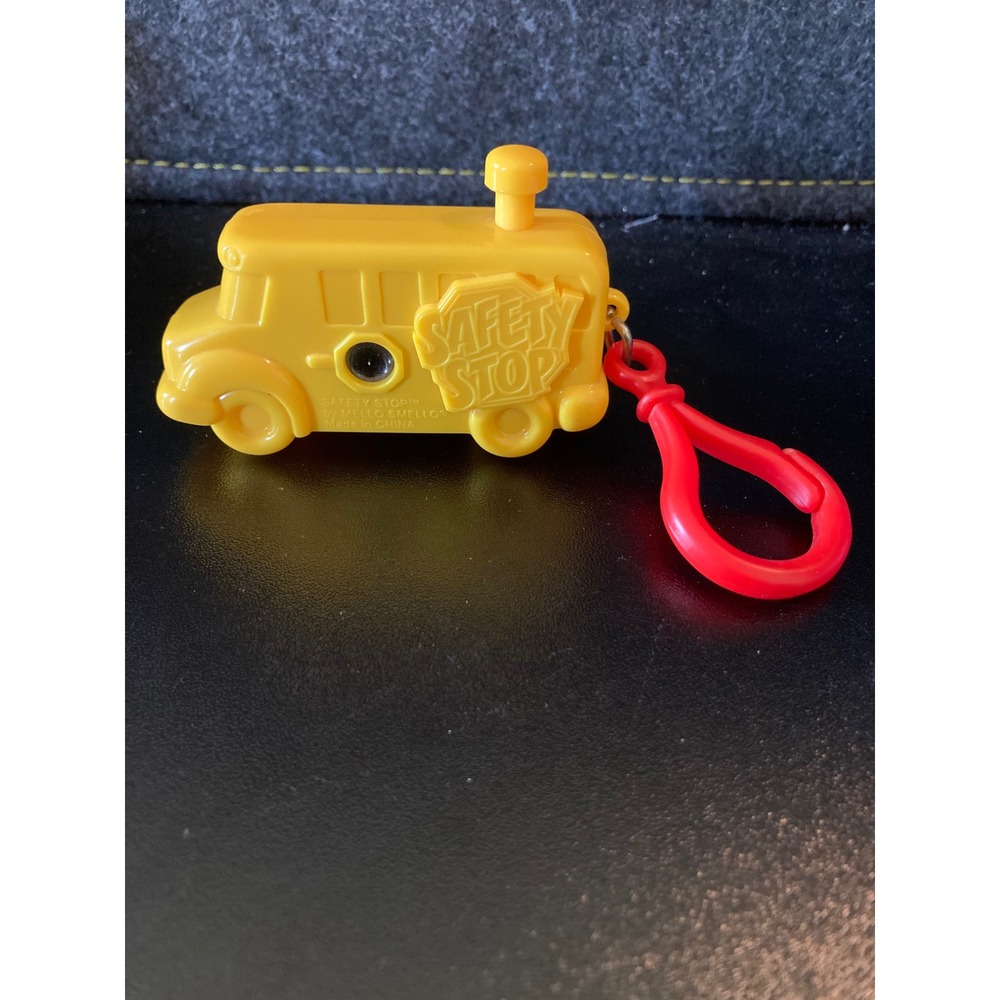 Vintage Mello Smello Safety Stop School Bus Yellow Plastic Viewer Keychain 90s‎